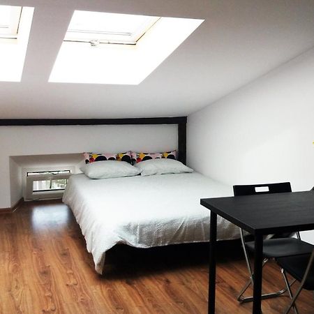 Nice Attic Studio Close To Old Town Air Conditioning - Klimatyzacja كراكوفيا المظهر الخارجي الصورة